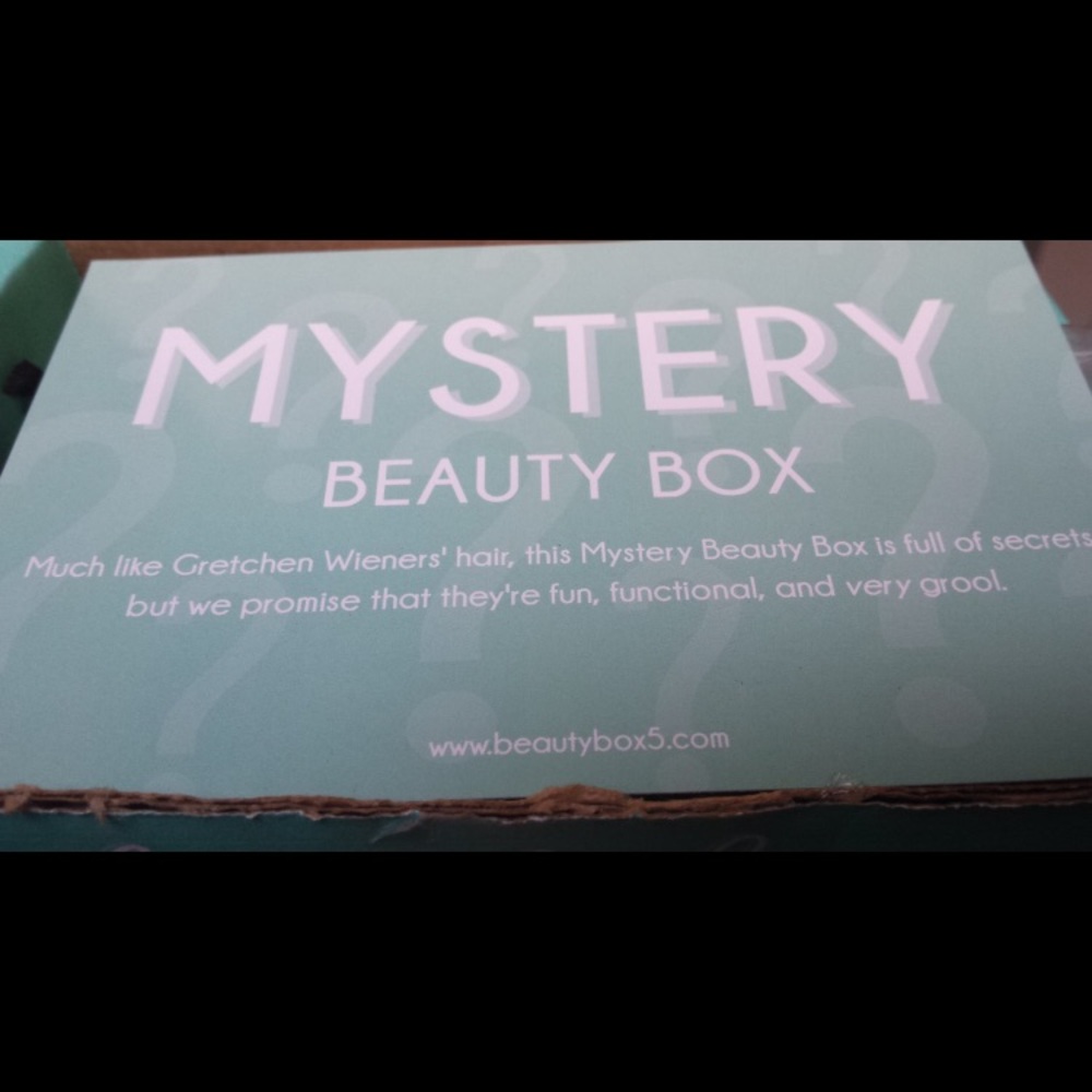 BEAUTY MYSTERY BOX